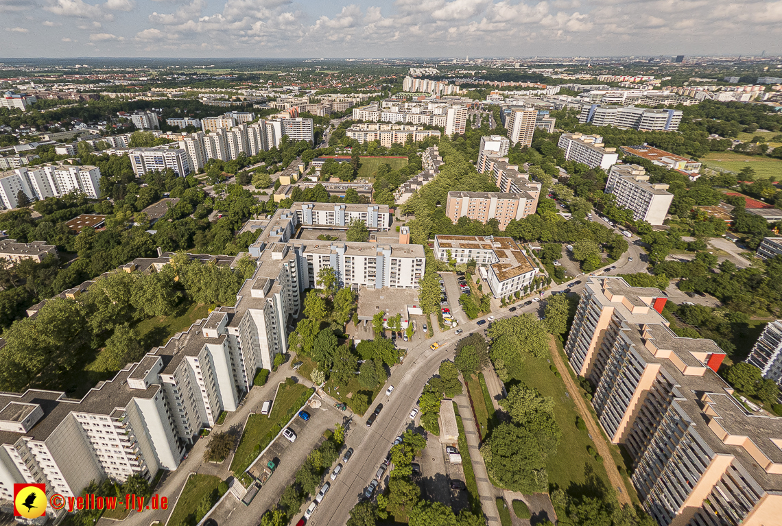 07.06.2023 - Annette-Kolb-Anger, Perlach Stift und Aufstockung in der Kafkastraße in Neuperlach